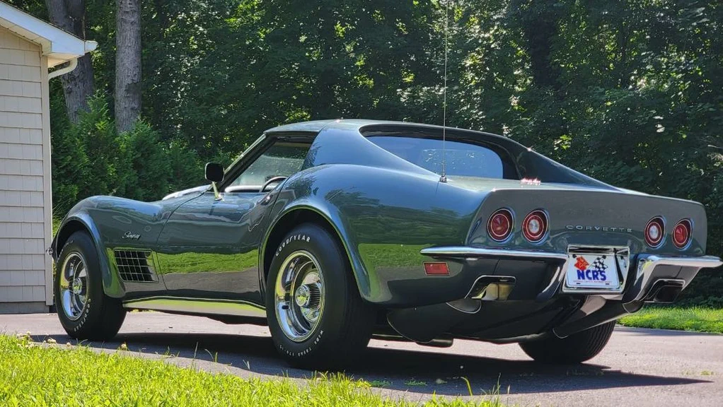 Click to Enlarge-Esc to Close Corvette Generations/C3/C3 1971 Corvette Green.webp